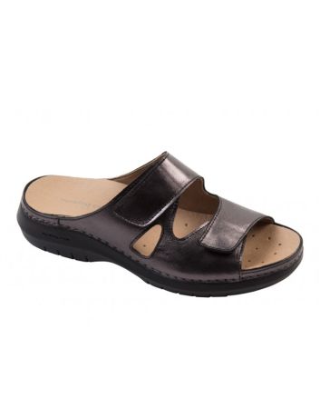 Nursing Care Cravo Sandalias